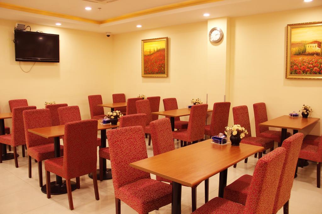 Hanting Express Qingdao Yanan Third Road Екстериор снимка